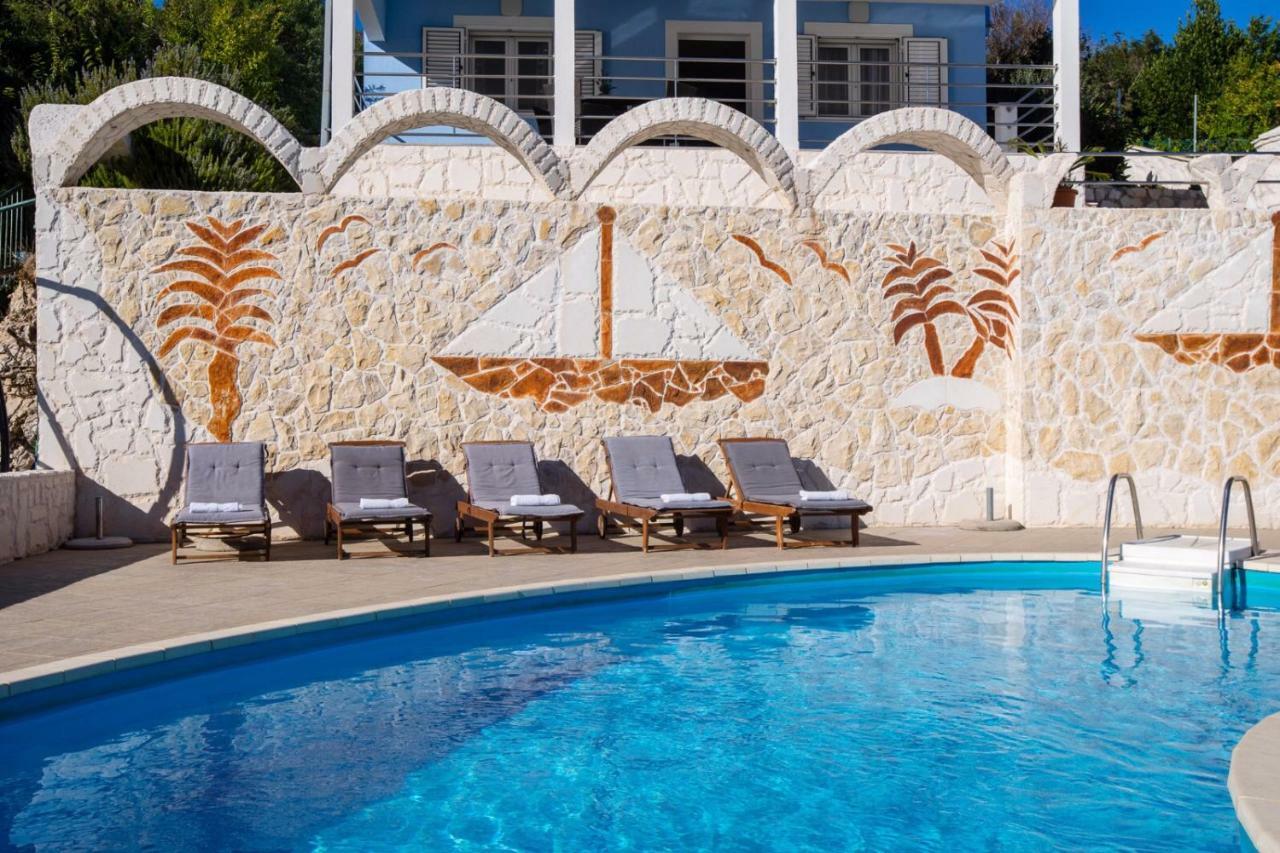 Apartments "Villa Antea" Vinisce Exterior photo