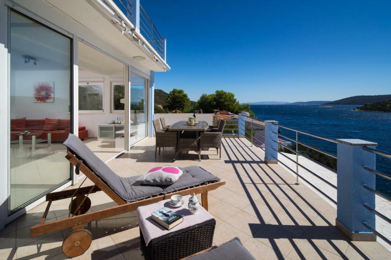 Apartments "Villa Antea" Vinisce Exterior photo